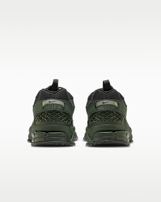 Nike Zoom Vomero Roam Men's Winterized Shoes. Nike.com